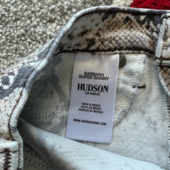 Hudson Barbara High Rise Super Skinny Snake Print Jeans - Picture 7 of 7